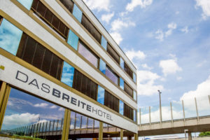 DASBREITEHOTEL Fassade