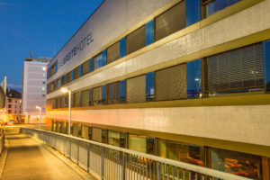 Radweg direkt am Hotel in Basel